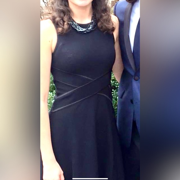 Little black dress - Picture 1 of 3